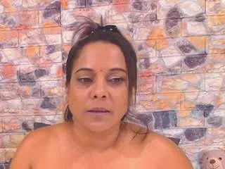 Freechat indianfancyface on CamSoda