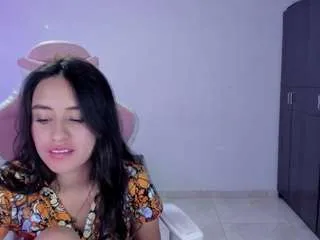 Offline isa-diamond on CamSoda