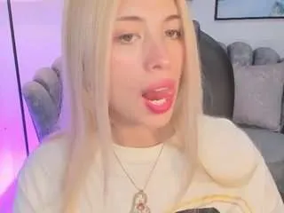 Freechat isabela-romano26 on CamSoda