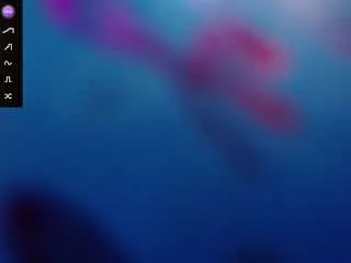 Freechat isahotlatin on CamSoda