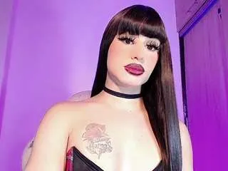 Freechat ivannahot-sexy on CamSoda