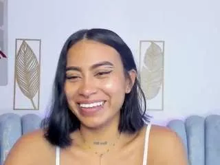 Freechat ivymoon1 on CamSoda