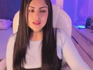 Offline ivynaugthyqueen on CamSoda