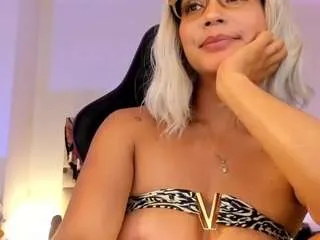 Offline jackelyn-lopezz on CamSoda