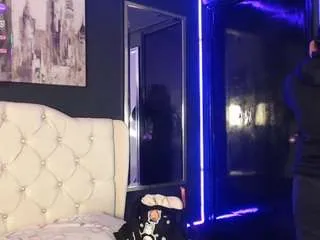 Freechat jade-zayn on CamSoda