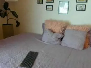 Offline jenn-brownn on CamSoda