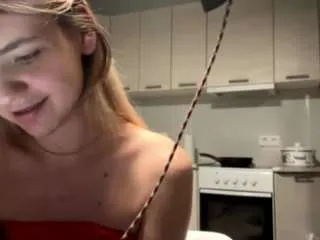 Freechat jenniekrone on CamSoda