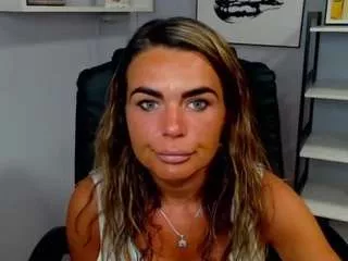 Offline jennysecret on CamSoda