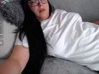 Offline joannacw on CamSoda