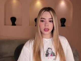 Offline juanitaclay on CamSoda