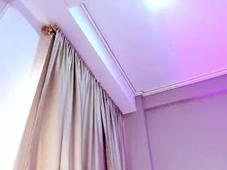 Freechat jupiterfox on CamSoda