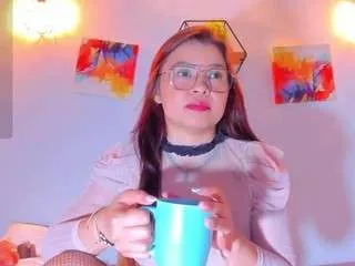 Offline karlaliones99 on CamSoda