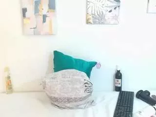 Offline kataleya-monet on CamSoda