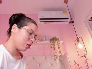 Freechat katyclark on CamSoda