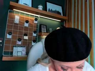 Freechat khali-reed on CamSoda