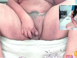 Freechat khloehermapridite on CamSoda