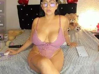 Offline kiimcat on CamSoda