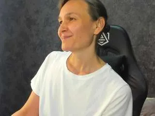 Offline kim-carolinn on CamSoda