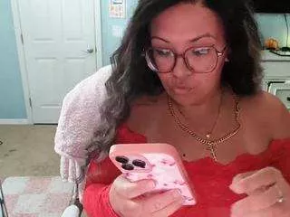 Freechat kinky-kris on CamSoda