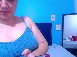 Offline kinky-redhead18 on CamSoda