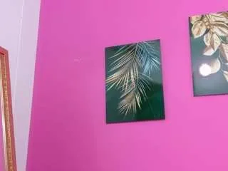 Offline kinkyandsavage on CamSoda