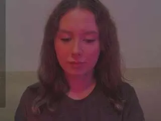 Offline kira-m on CamSoda