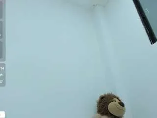 Freechat kithana-jazmin on CamSoda