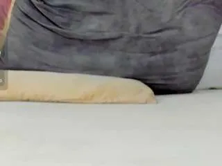 Offline kitty-hot66 on CamSoda