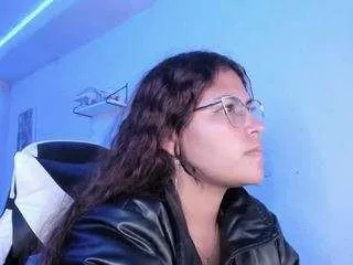 Offline lady-brownnnn on CamSoda