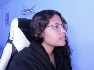 Offline lady-brownnnn on CamSoda