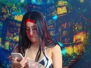 Offline lailagomez on CamSoda