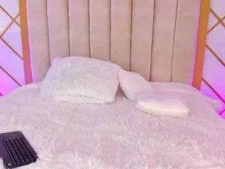 Freechat laurencarterr on CamSoda