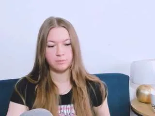 Offline leadaisy on CamSoda