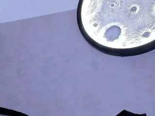 Freechat leo-hot23 on CamSoda