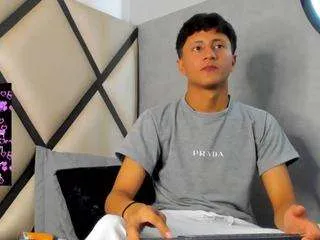 Freechat leo-hot23 on CamSoda