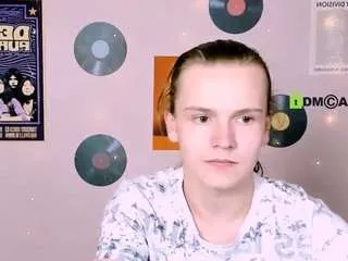 Freechat leo-void on CamSoda