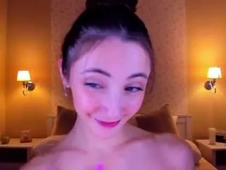 Freechat lexi-split on CamSoda