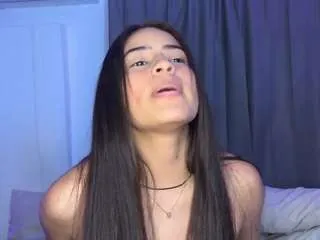 Offline lexiie-gray on CamSoda