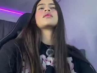 Offline lexiie-gray on CamSoda