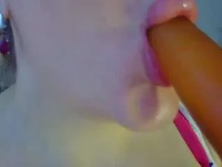 Offline leysun7 on CamSoda