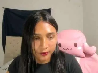 Freechat liamrose1 on CamSoda