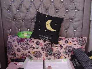 Offline lila-gummy on CamSoda