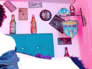 Offline lili-and-breazer on CamSoda