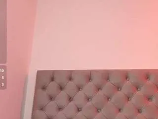 Offline lili-sexcandy on CamSoda