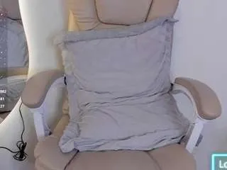 Offline lili-sexcandy on CamSoda