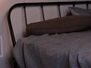 Freechat lilianfaux on CamSoda