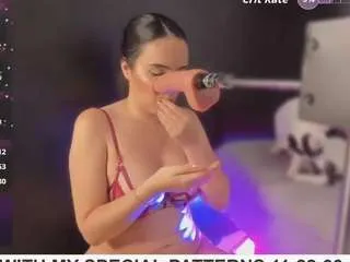 Offline lilirouse on CamSoda