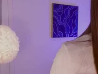 Offline lilycollins18 on CamSoda