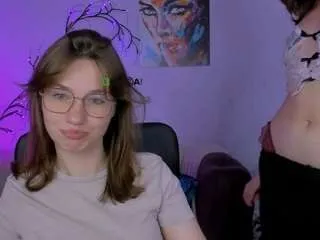 Offline lina-fox12 on CamSoda