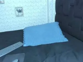 Offline lisa-logan on CamSoda